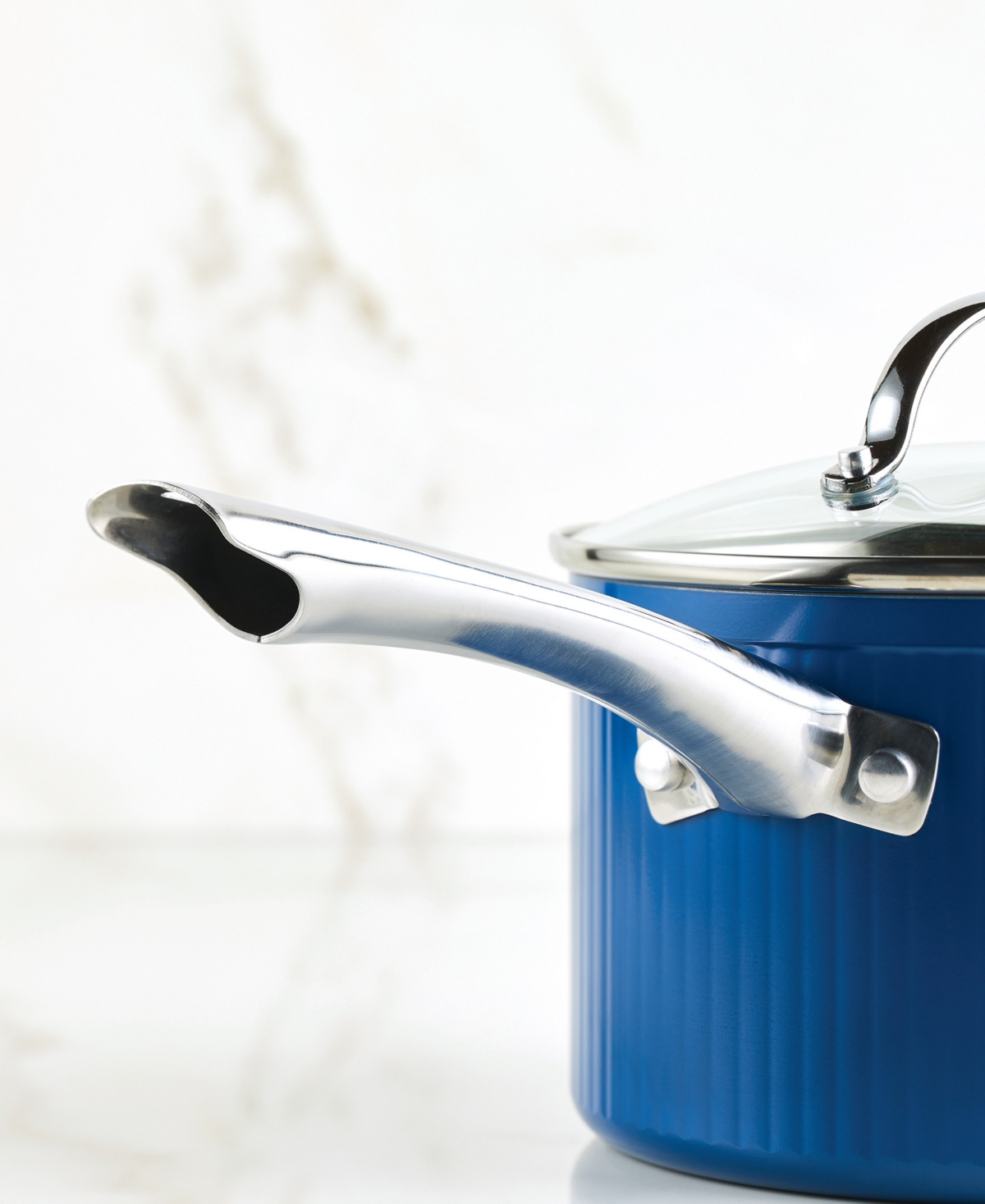 Farberware Style Aluminum 3 Quart Nonstick Straining Saucepan With Lid In Blue