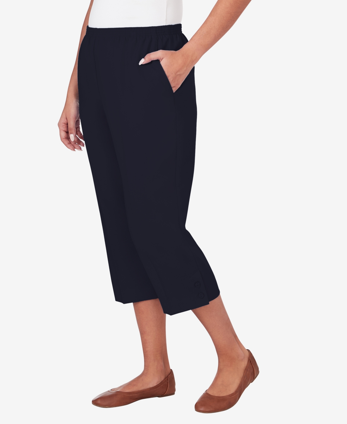 Alfred Dunner Women's Classic Stretch Waist Accord Capri Pants with Button Hem