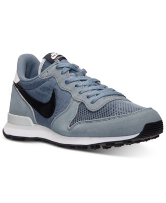 fineline sneakers