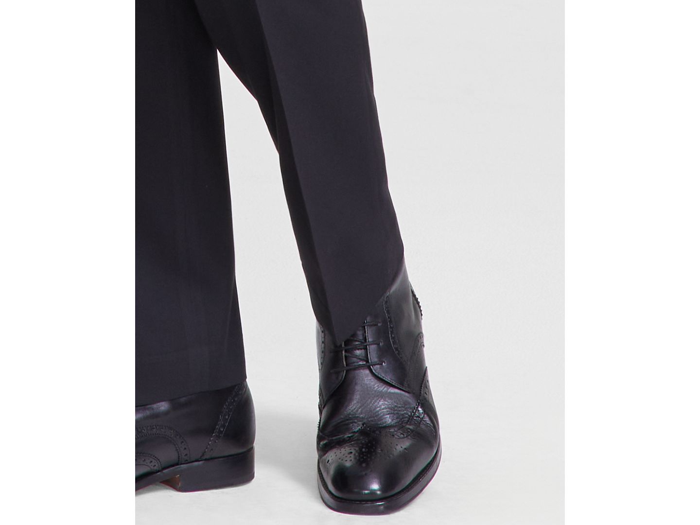 Мужские брюки Tayion Collection Classic-Fit Solid Suit Separate, цвет: Чёрный — фото 7