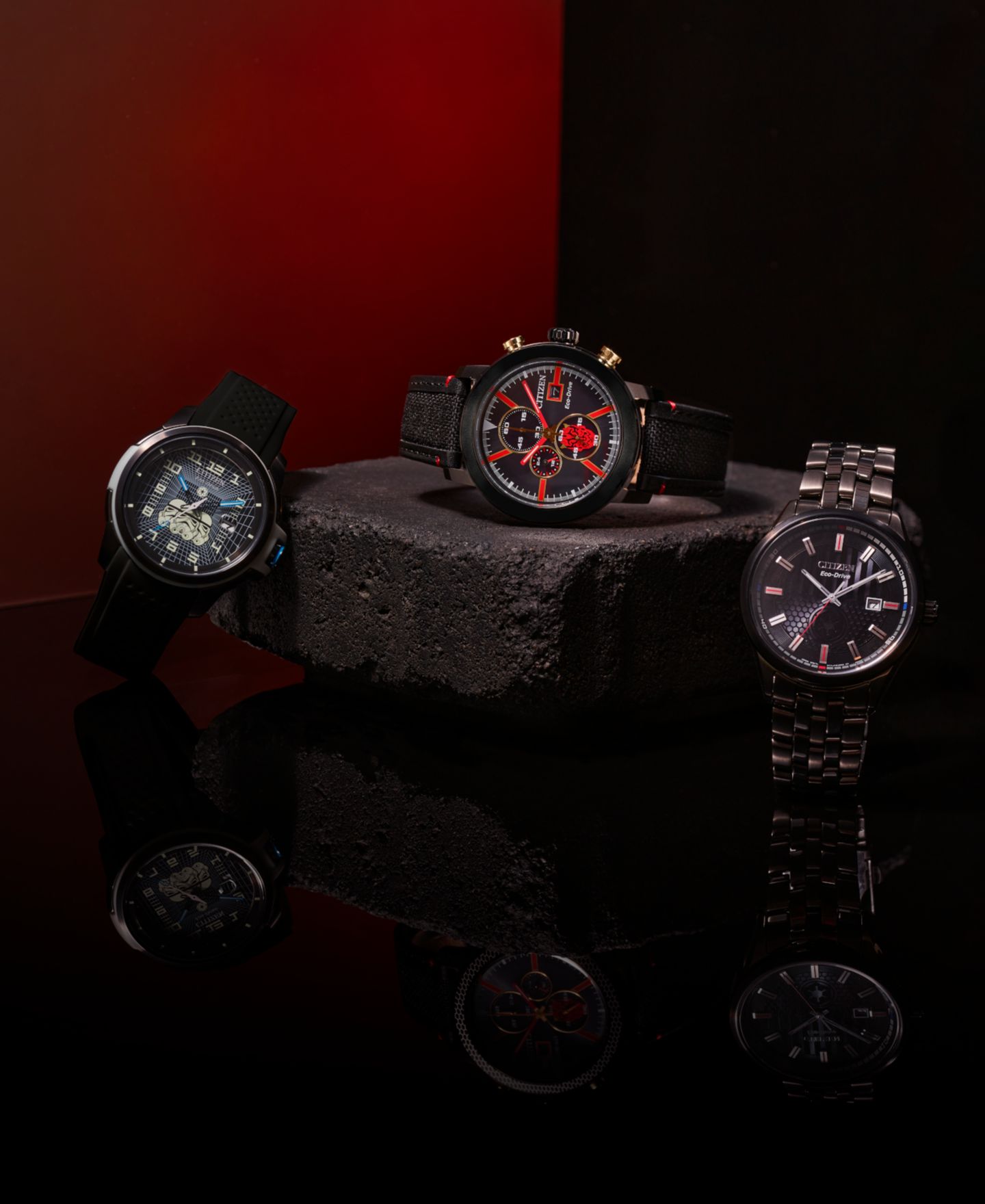 Мужские часы Citizen Eco-Drive Star Wars Imperial Stormtrooper Black Perforated Polyurethane Strap Watch 44mm — фото 7