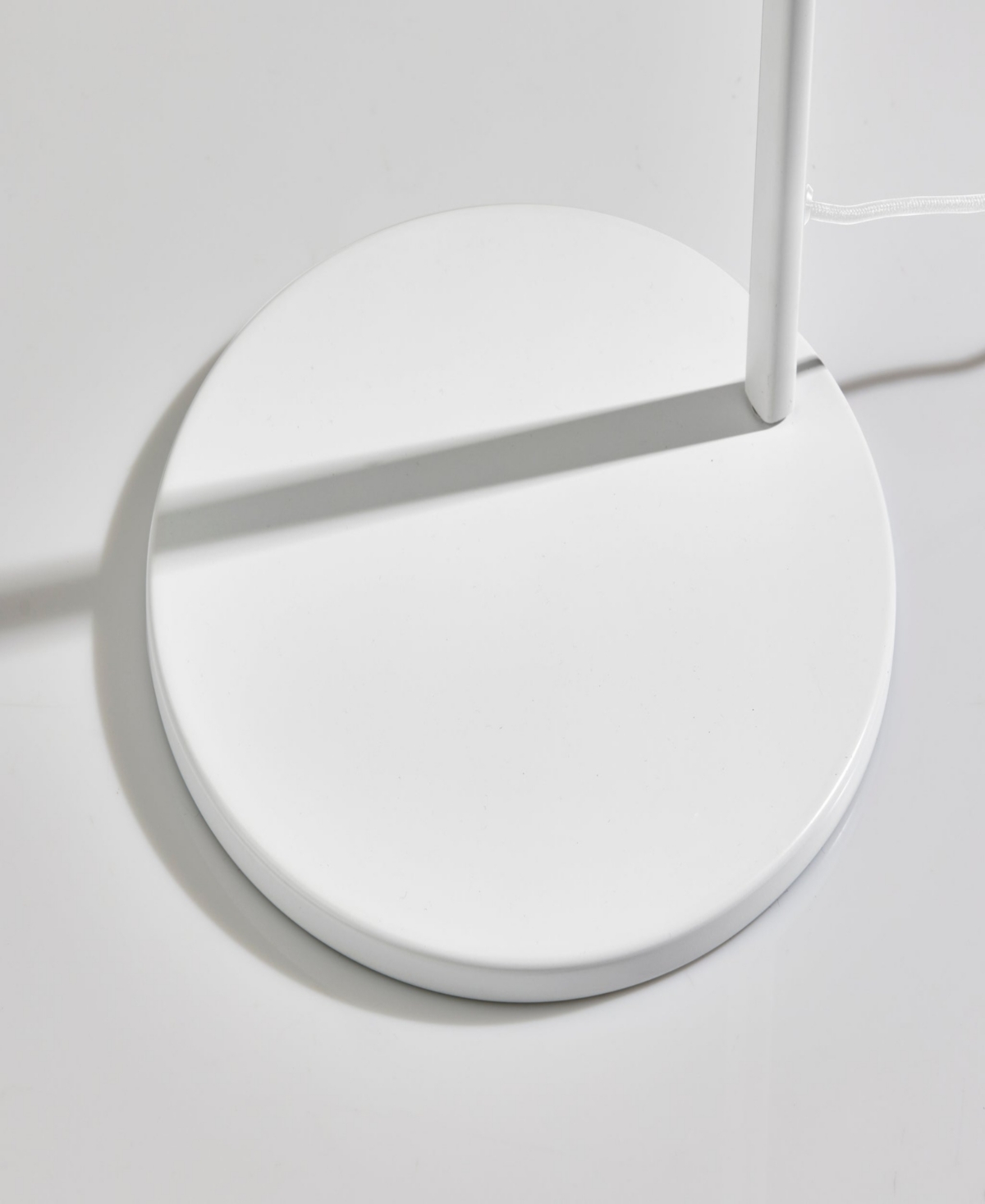 Adesso 69.5" Wall Washer , 45.5" Min. Led Floor Lamp In White