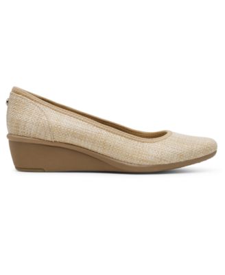 Women's Wisher Sport Wedge Pumps