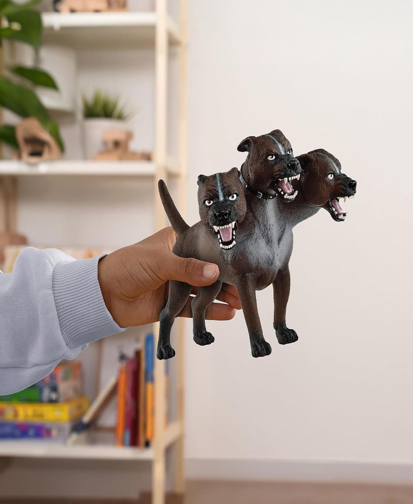 Детская фигурка Schleich Harry Potter Fluffy Collectible Figurine, Ages 6+ — фото 3
