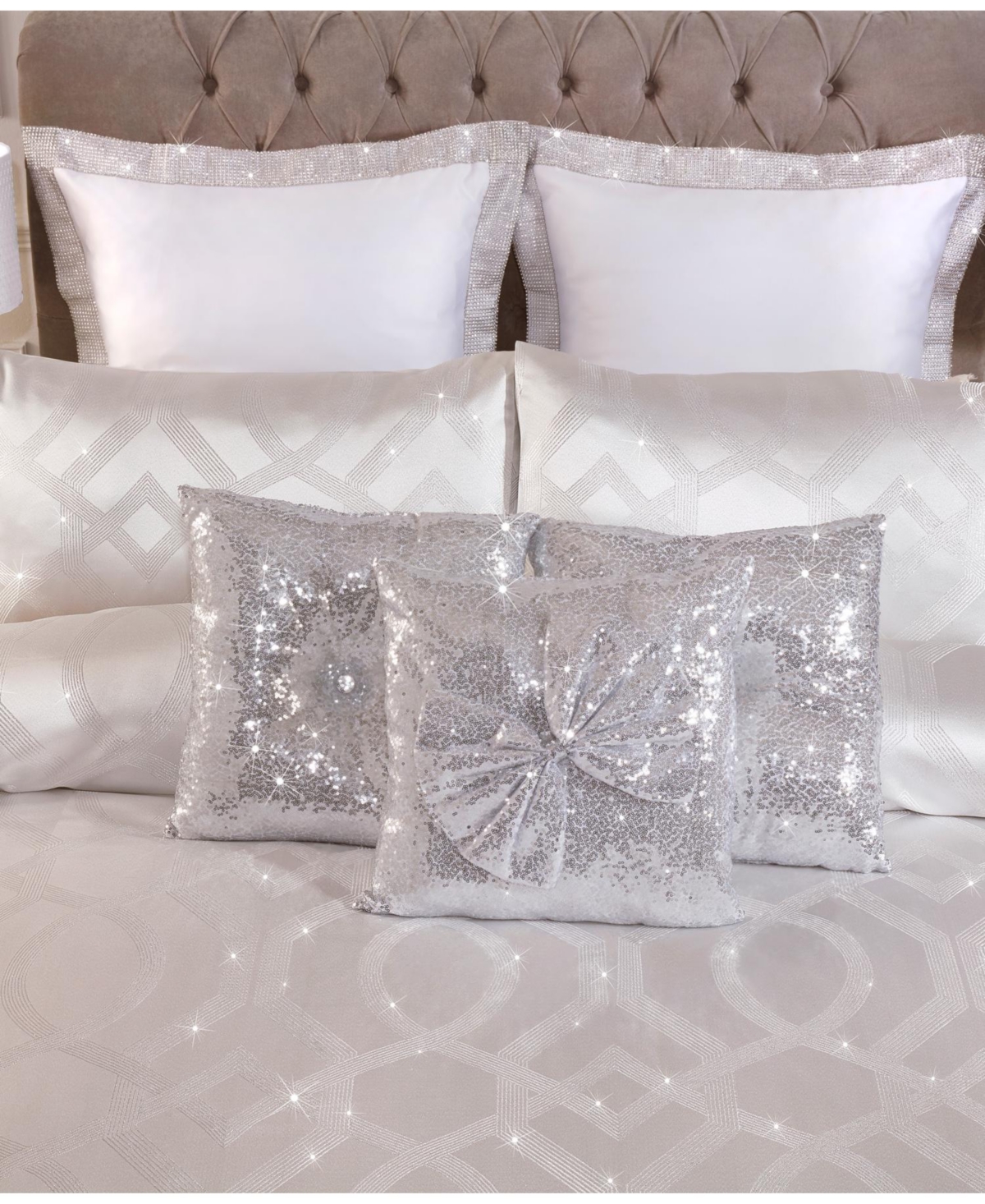 By Caprice Home Harlow Metallic Jacquard Duvet Cover Set With Matching Pillow Cases