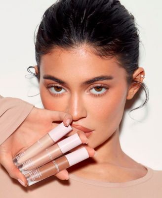 Power Plush Longwear Concealer, 0.16 oz.