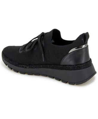 Women's Kuest Sneakers
