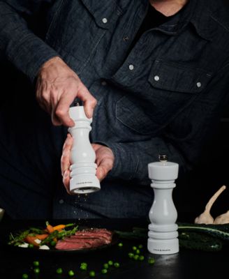 London Classic Beech Wood 7" Pepper Mill