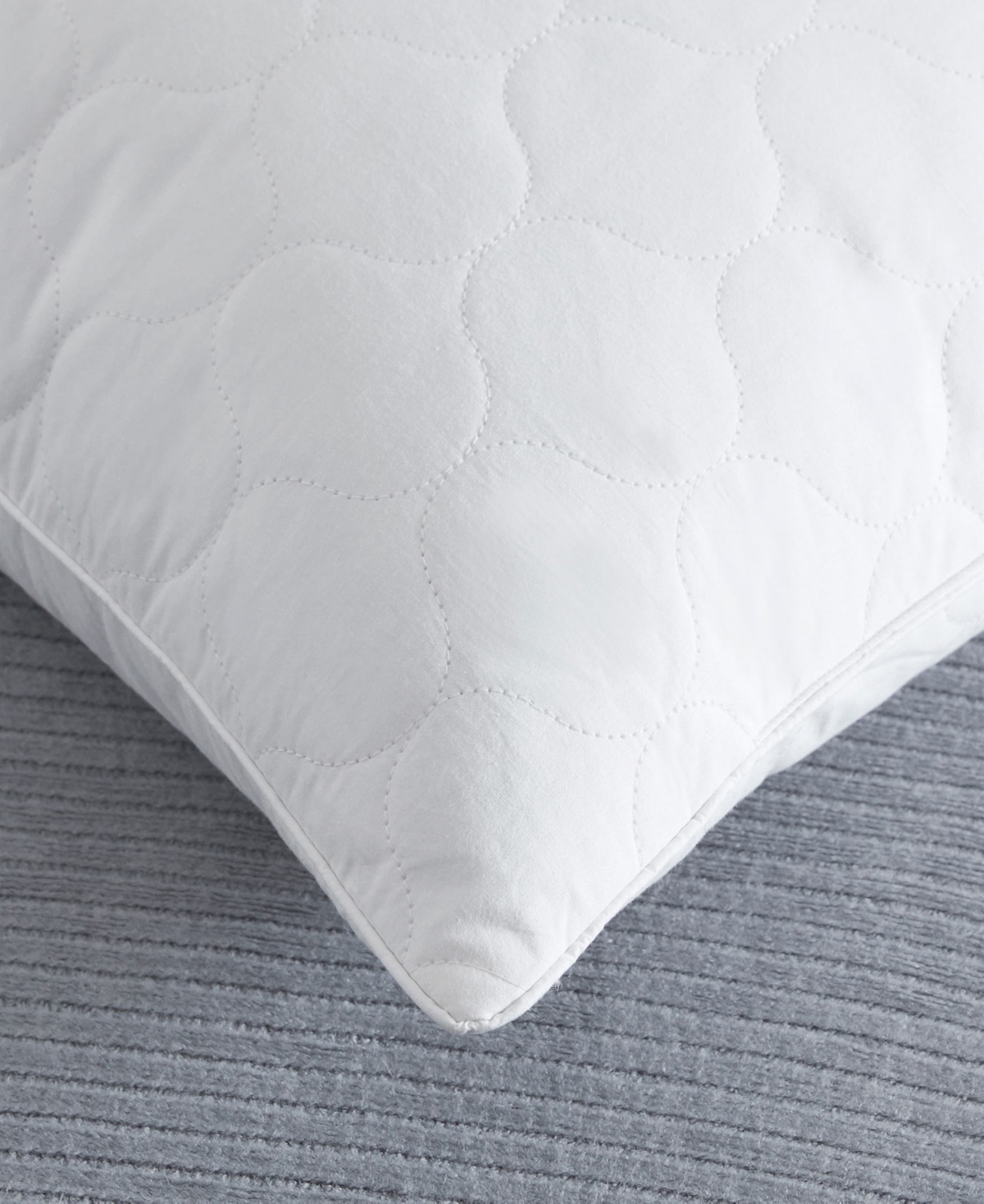 Unikome Quilted Goose Down Feather 2-pack Pillow, Standard In White
