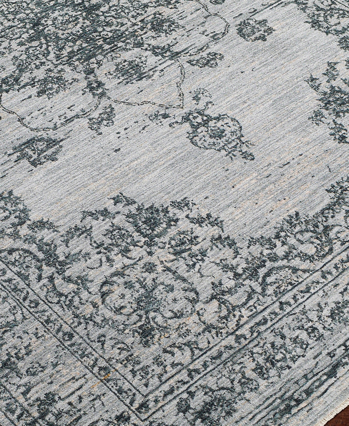 Surya Laila Laa-2301 7'10x10'3 Area Rug In Navy