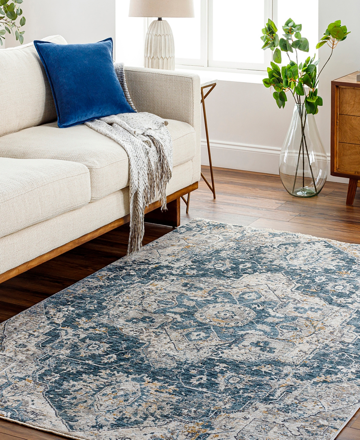 Surya Cardiff Cdf-2307 2'7x4' Area Rug In Turquoise