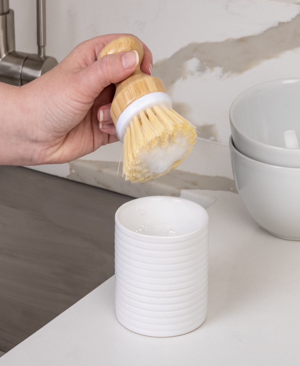 Smart Design Ceramic Soap Pump And Brush Set In White