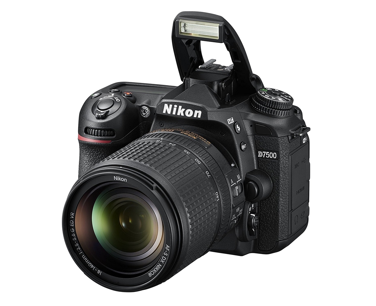 Nikon D7500 Dslr Camera with 18-140mm f/3.5-5.6 Vr Lens