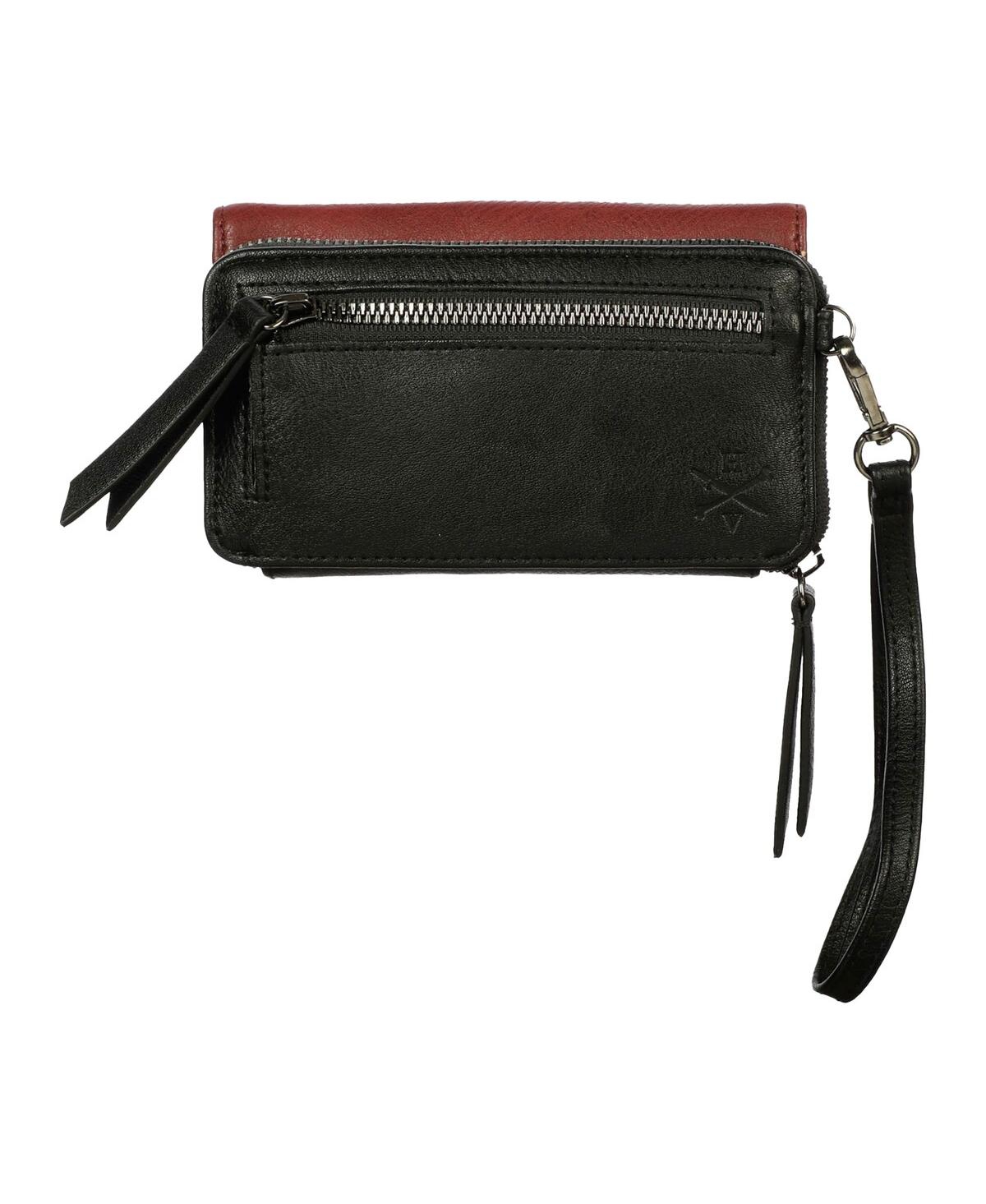 Heroes & Villains Heroes Villains Star Wars Boba Fett Mythosaur Badge Wristlet In Black Maro