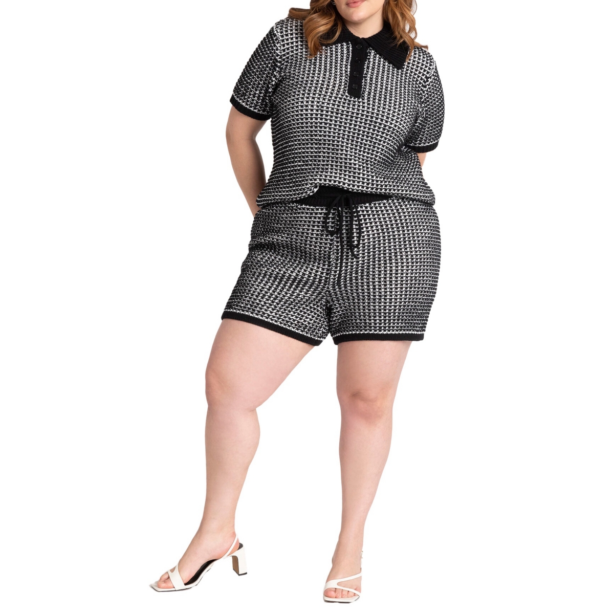 Women's Knitted Short - Cream and black