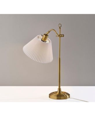 26" Derby Table Lamp