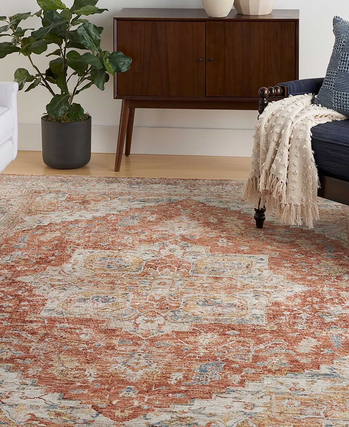 KM HOME SAHAR SHR06 5'3X7'8 AREA RUG 