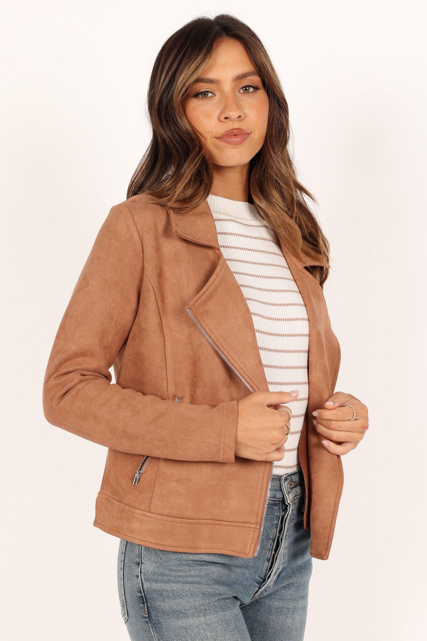 Женская куртка Petal and Pup Spencer Faux Suede Moto, цвет: Рыжевато-коричневый — фото 8