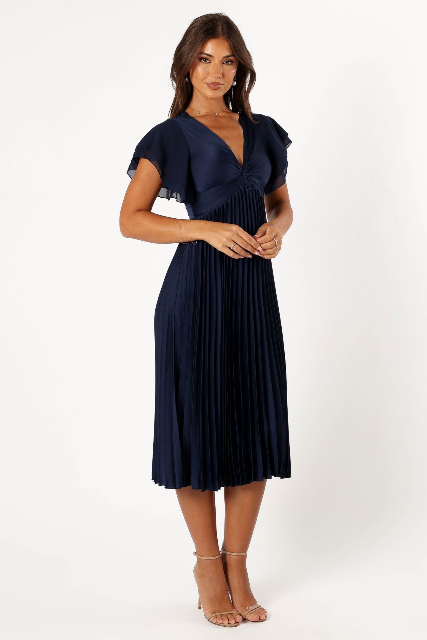 Женское платье Petal and Pup Nova Flutter Sleeve Midi, цвет: Тёмно-синий — фото 3