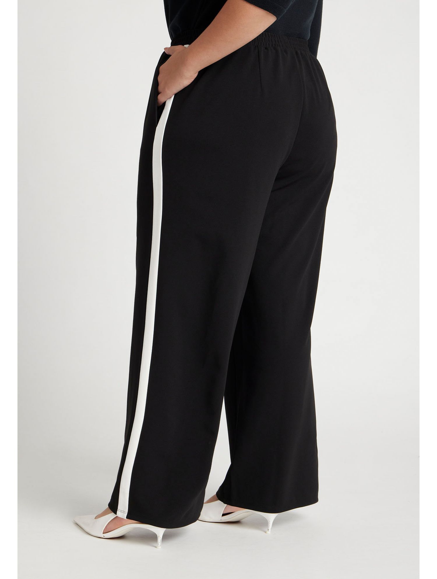 Women's Track Pant With Side Stripe