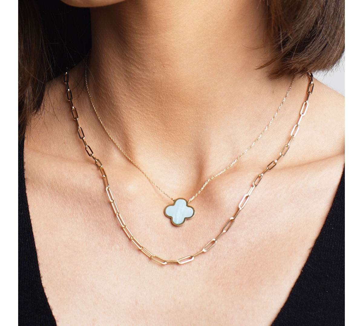The Lovery Extra Large Mother of Pearl Single Clover Necklace 14K Gold