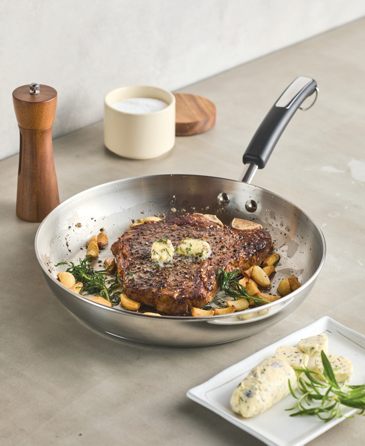 Farberware Brilliance Frying Pan In Silver