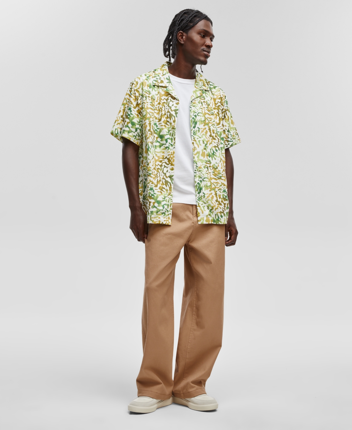 Men's Relaxed-Fit Printed Button-Down Camp Shirt, Created for Macy's - Cool Putty