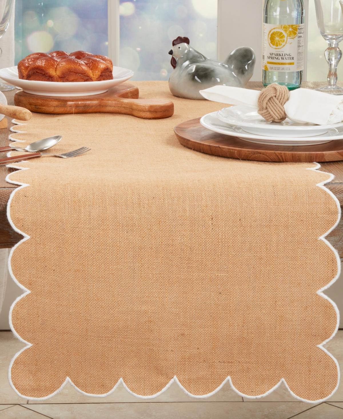 Saro Lifestyle Rustic Chic Scalloped Table Runner, 16"x72" In Natural