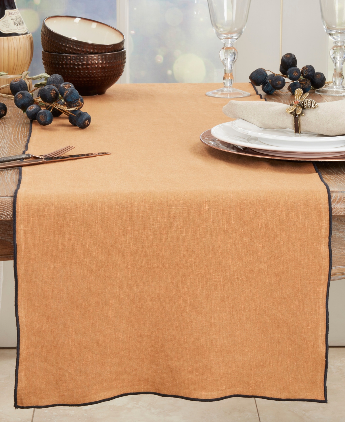 SARO LIFESTYLE STONEWASHED STITCHED EDGE TABLE RUNNER, 16"X72" 