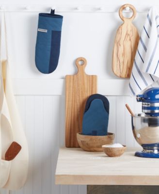 Beacon 2-Pc. Oven Mitt Set 