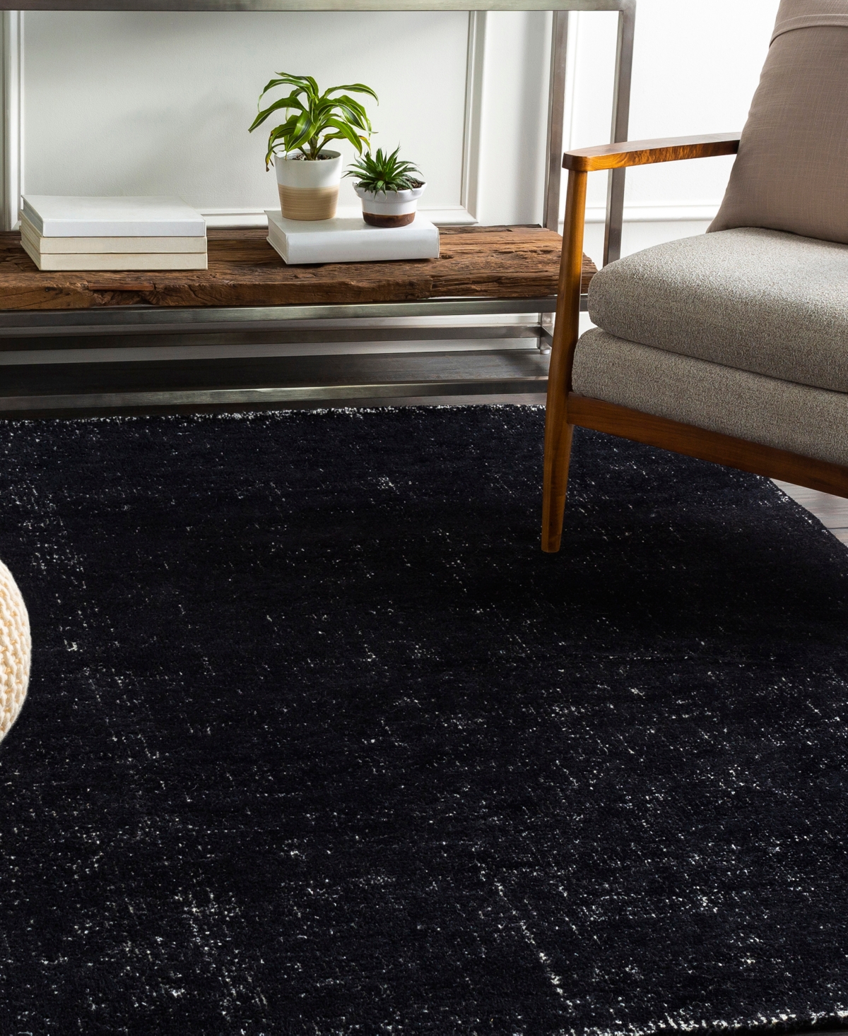 Surya Messina 7567 2'6"x8' Runner Area Rug In Black