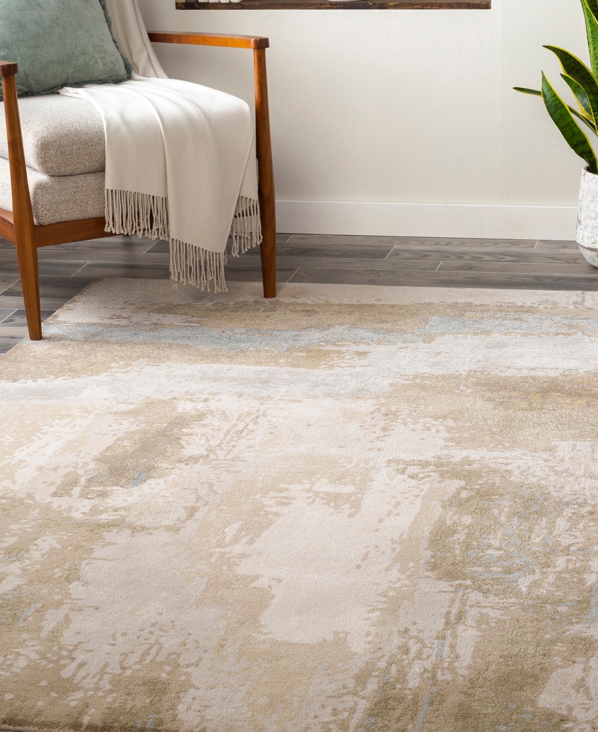 Surya Kavita 32267 5'x7'6" Area Rug In Khaki