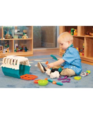 Pretend Play Vet Kit - 16 Pieces
