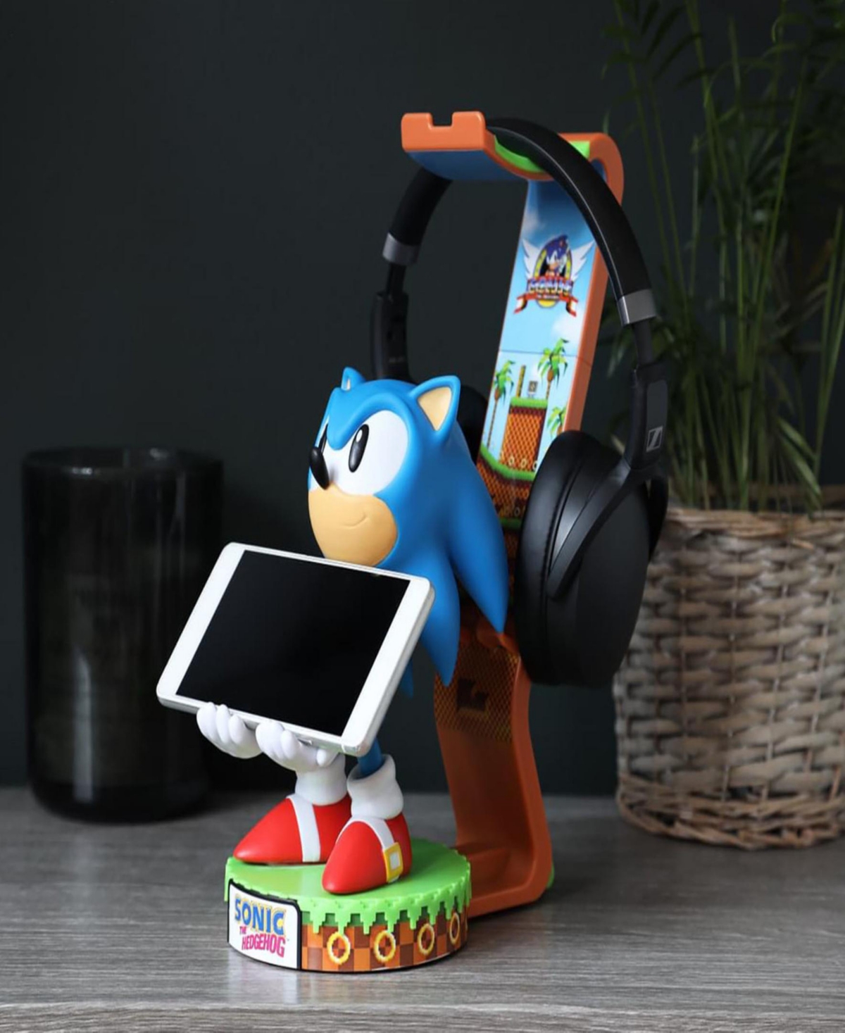 Exquisite Gaming Sega Sonic Deluxe Phone Stand In Multi
