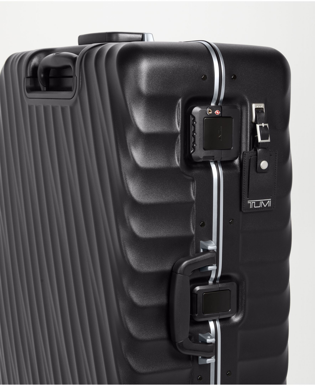 Tumi 19 Degree Extended Trip 4 Wheel Packing Case In Pearl Grey Texture