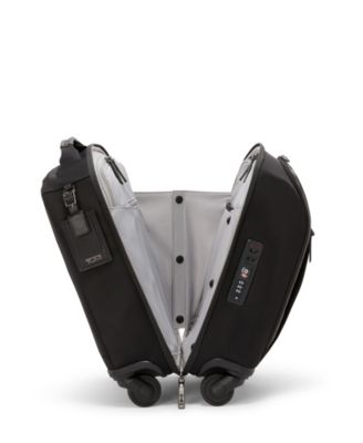 Voyageur Leger Compact Carry-On