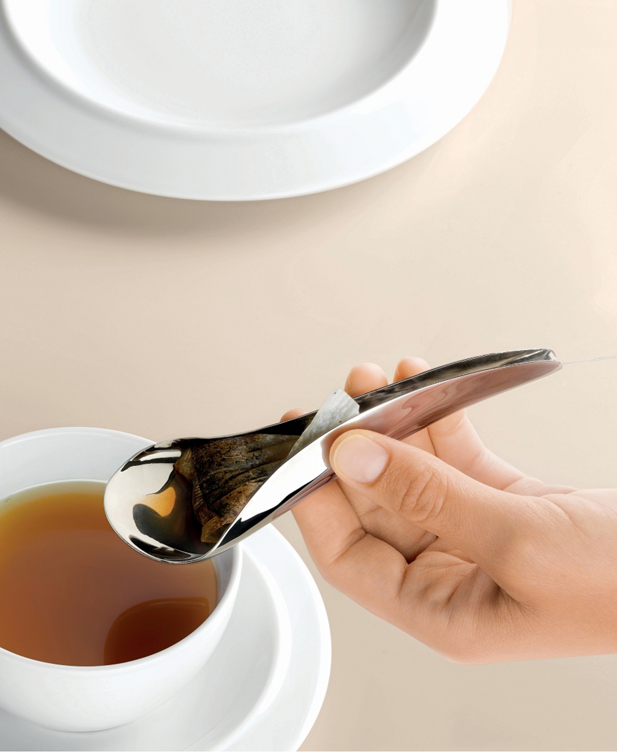 Alessi Tea Bag Holder By Lucy.d Karin Santorso, Barbara Ambrosz In Stainless Steel