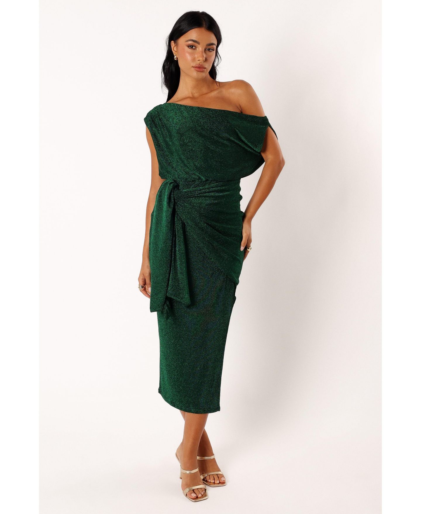 Женское платье Petal and Pup Santiago Off Shoulder Midi, цвет: Изумрудный — фото 17