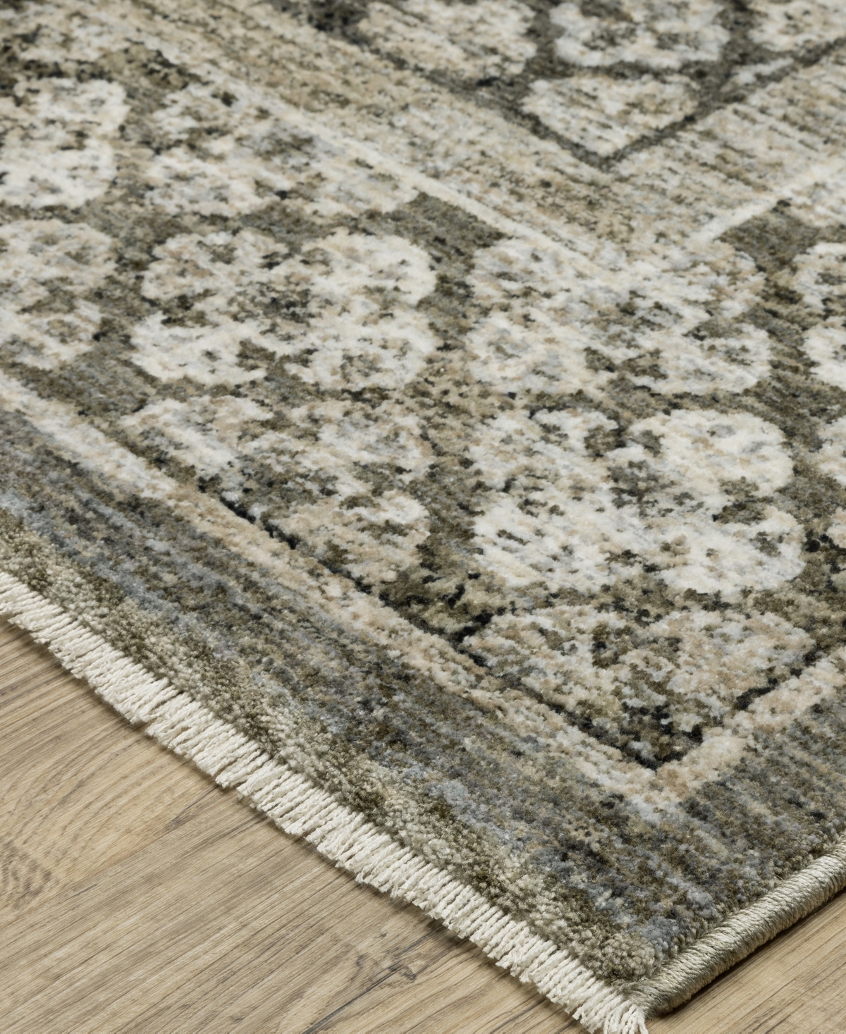 Oriental Weavers Chamberlain 6'7"x9'6" Area Rug In Gray