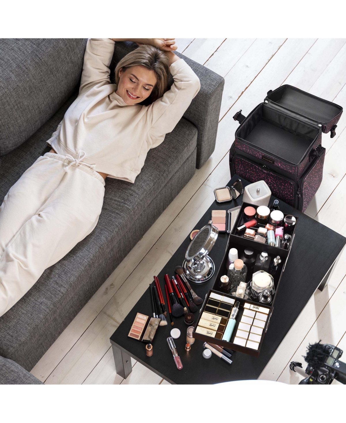 Byootique Soft Sided Rolling Makeup Train Case Cosmetic Organizer Crocodile Makeup Case Trolley Makeup Artist Nail Technician