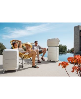 Outline Pro Medium Hardside Expandable Spinner