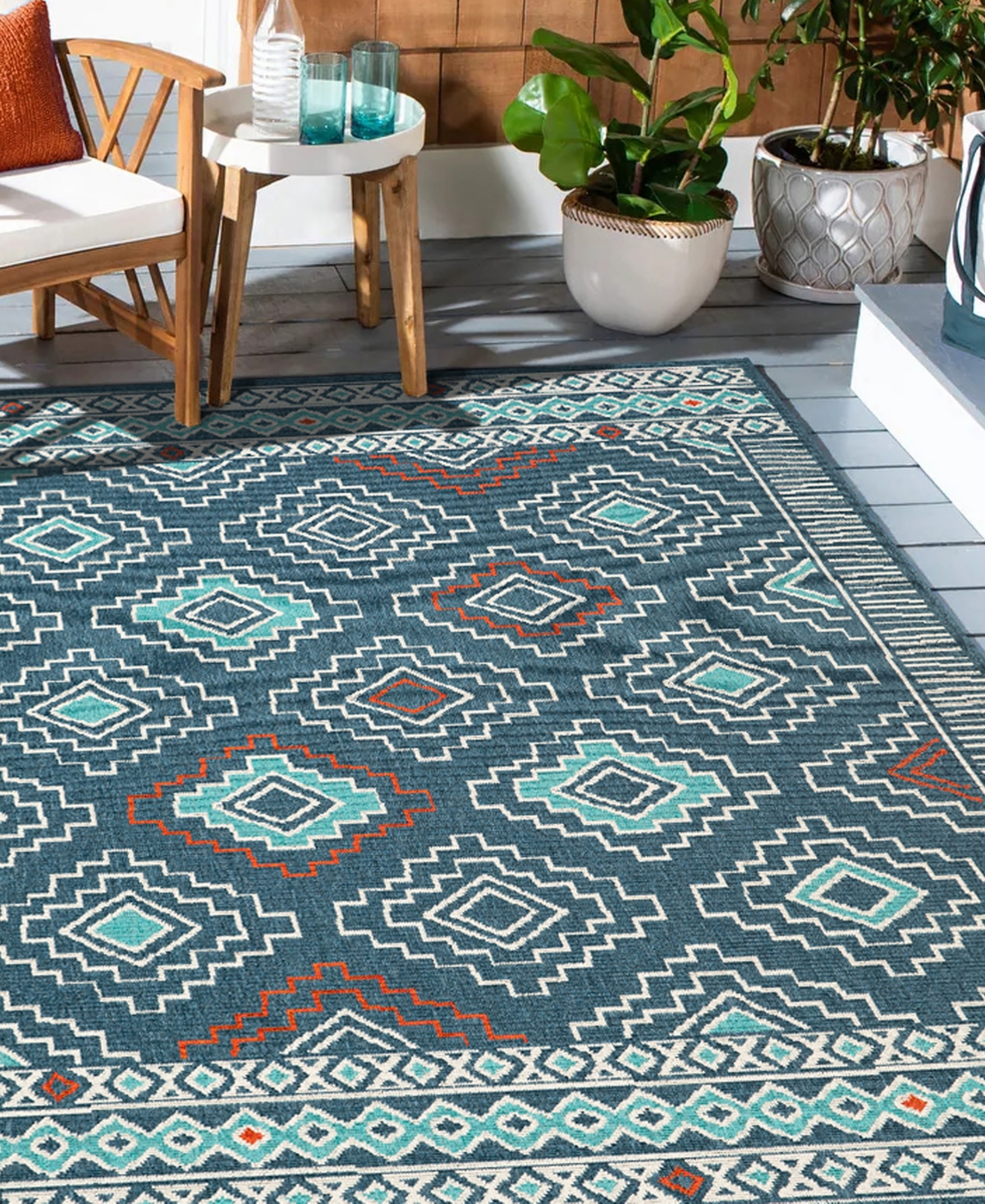 Lr Home Trixie 5'x7' Area Rug In Navy,ivory