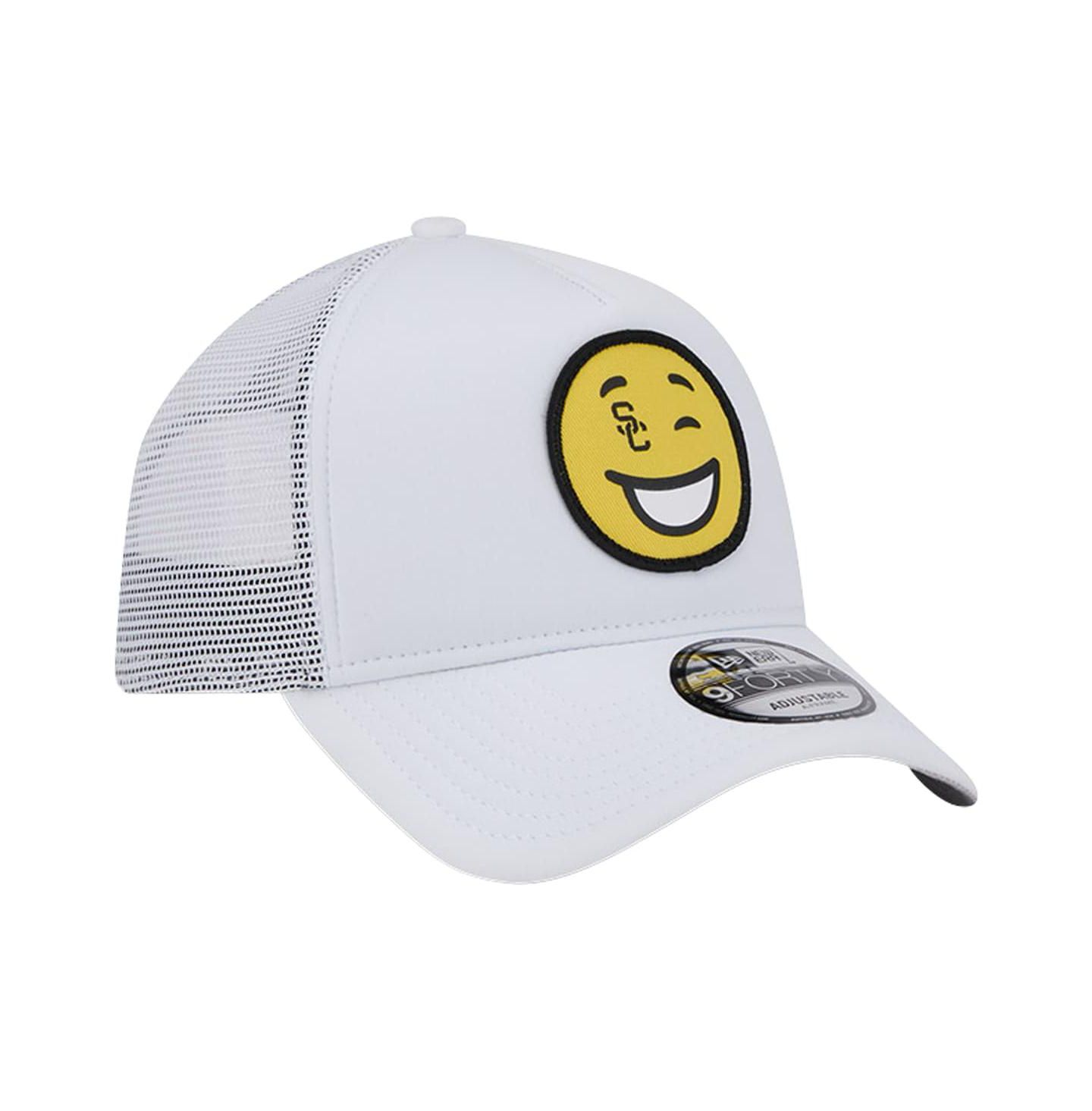 Мужская кепка New Era White USC Trojans Wink Foam Trucker Adjustable Hat — фото 2