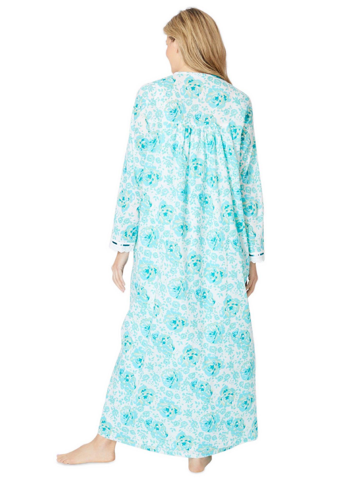 Only Necessities Women's Plus Size Long 2-Piece Cabbage-Rose Peignoir Set