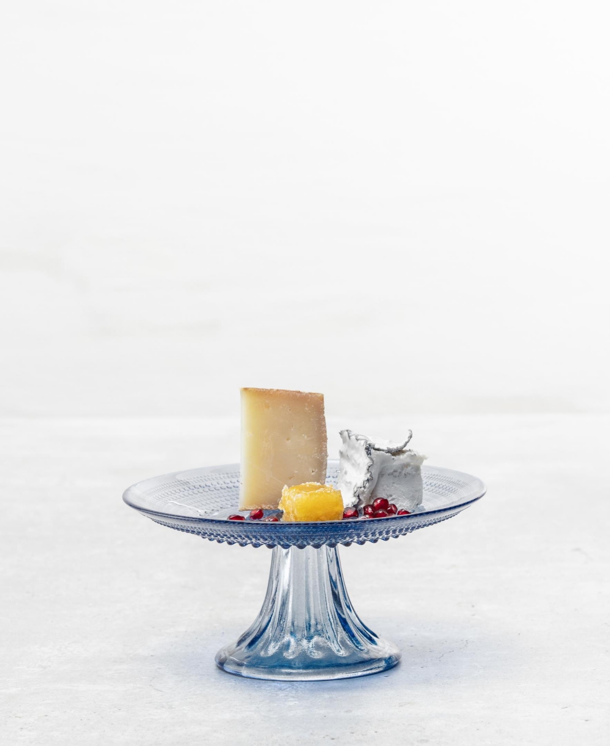 Fortessa Jupiter Cornflower 8.5" Cake Stand And Dome Set In Cornflower