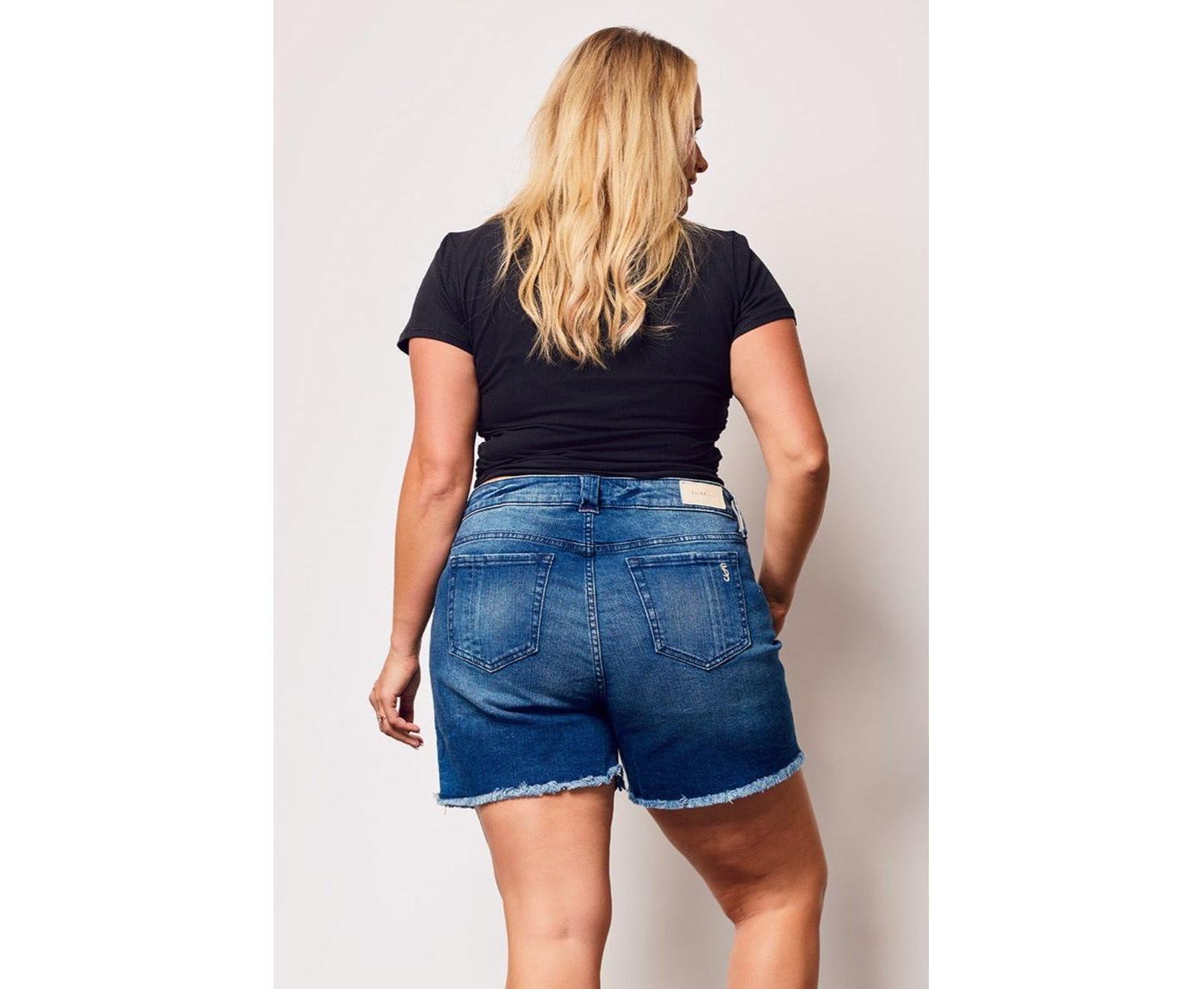 Женские шорты SLINK Jeans Plus Size Denim Shorts, цвет: Eliana — фото 2