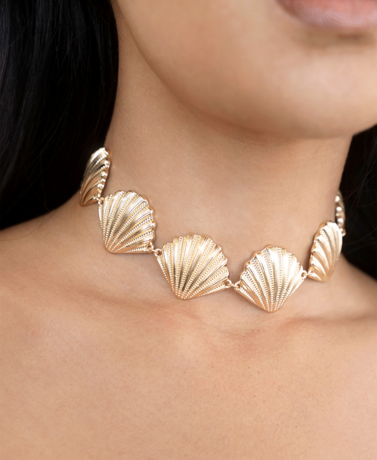 Ettika 18k Gold Plated Scallop Shell Body Chain In Gold