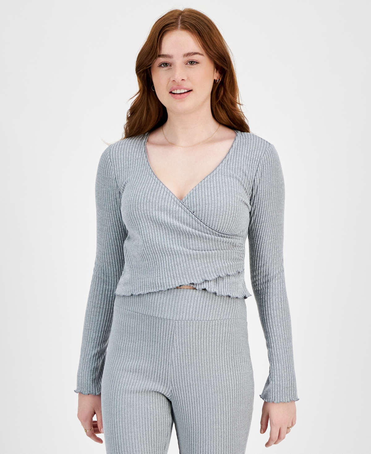 Juniors' Surplice-Neck Ribbed Long Sleeve Top - Medium Heather