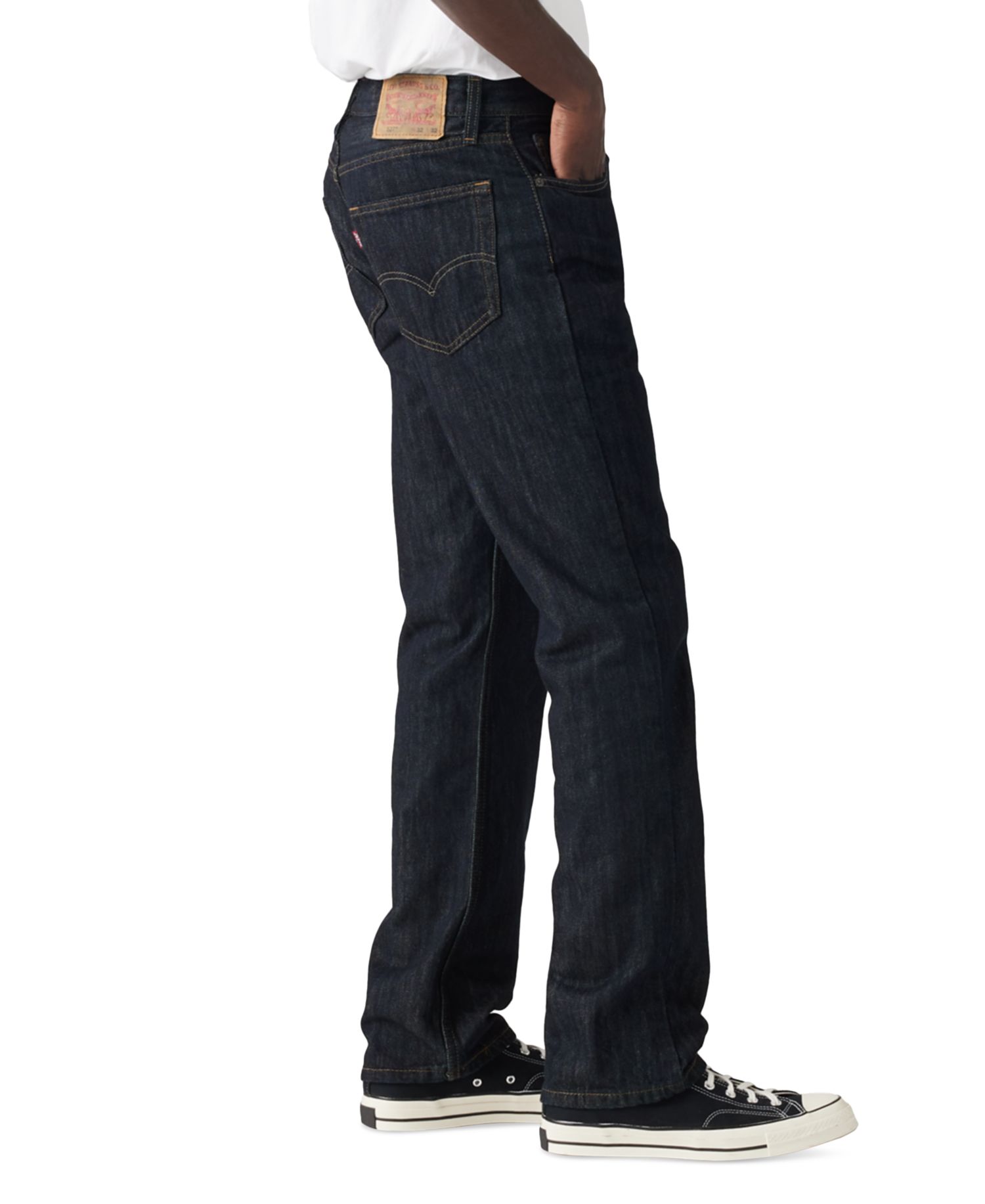 Мужские джинсы Levi's 527 зауженного кроя, облегающие фигуру