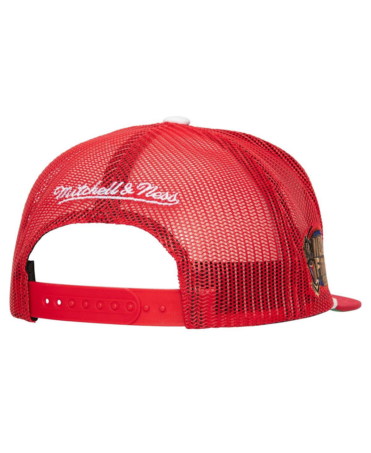 Mitchell & Ness Men's Red Chicago Bulls Roper Meshback Trucker Snapback Hat In Red
